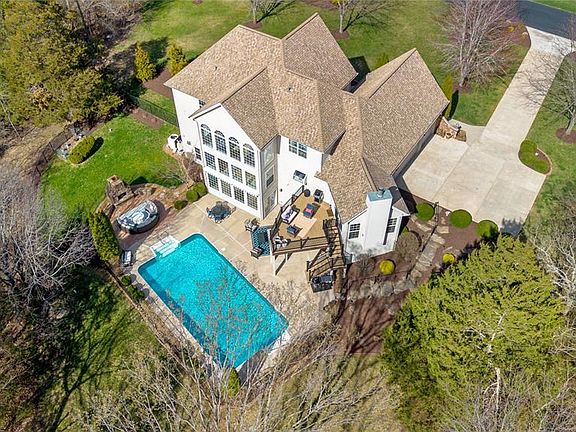 4th image of 1199 August Lake Dr