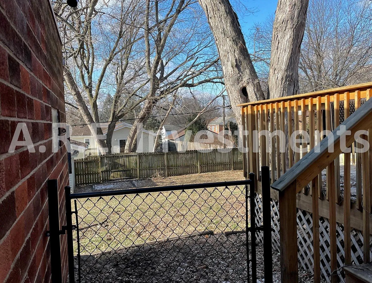 2124 E 29th St — Photo 3