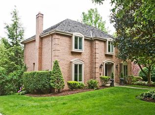 816 Flint Ridge Rd, Pittsburgh, PA 15243