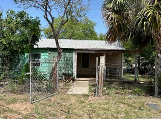 306 Depot St, Pleasanton, TX 78064