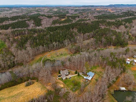 5th image of 723 Sulphur Springs Rd