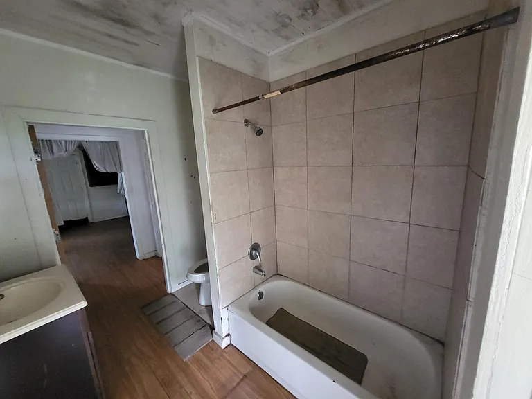 94 W Gibson St — Photo 6