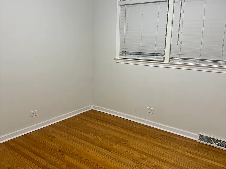 6222 W Diversey Ave #1 — Photo 8