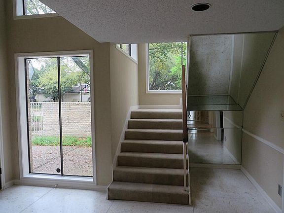 3rd image of 10738 Paulwood Dr