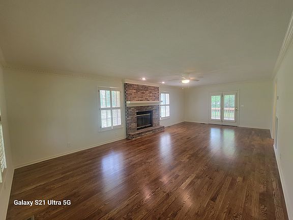 4th image of 1201 Rosewood Trl