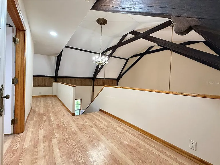 7002 S Shamrock Rd — Photo 26