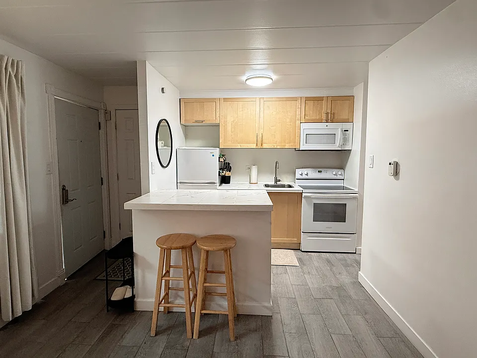 40 Harrison St #3
