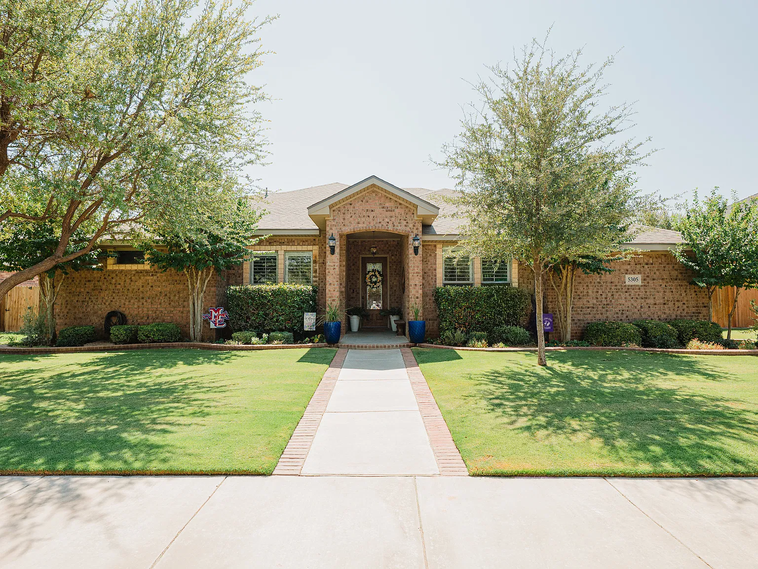 4 bed, 2378 sqft, $3,600 — Photo 1