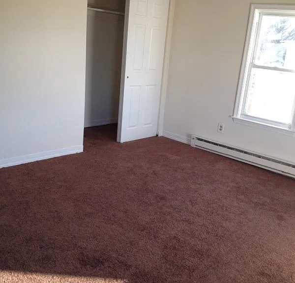 47 W Barber Ave #B — Photo 2