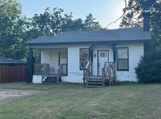 1705 Woodlawn Blvd, Denison, TX 75020
