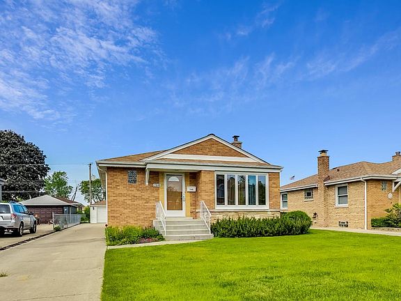 5th image of 7448 W Lawler Ave