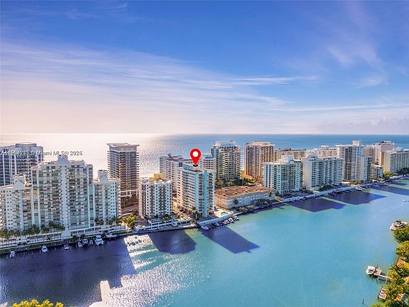 5th image of 5838 Collins Ave #58382F