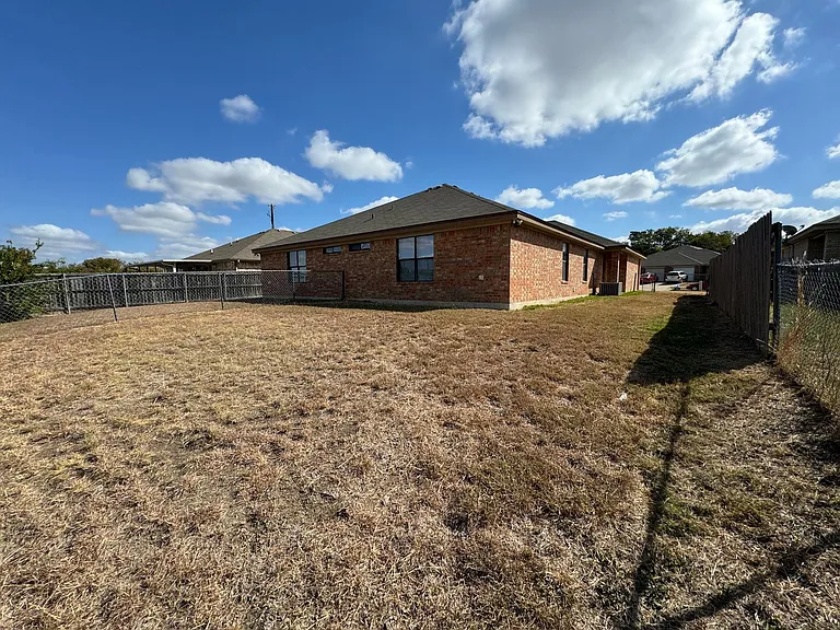3206 Dannen Court — Photo 20