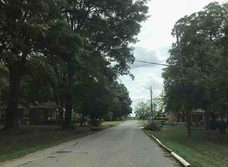 2nd image of 211 N Cloudman St