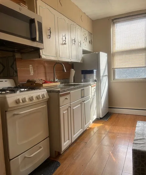 221 Sip Ave #7 — Photo 1