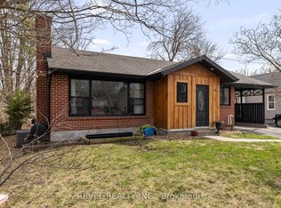 99 Wellington St E, Barrie, ON L4M 2C6