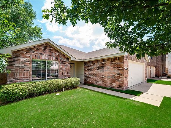 3rd image of 8413 Star Thistle Dr