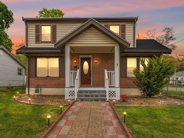 59 N Leyden St, Brockton, MA 02302