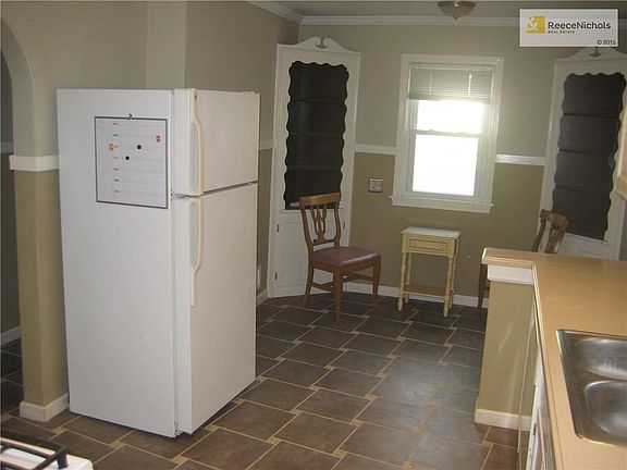 5th image of 7416 Charlotte St