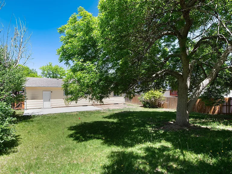 16176 E Bates Dr — Photo 37