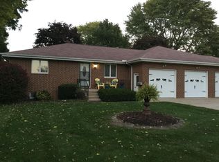 415 E South St, Tremont, IL 61568