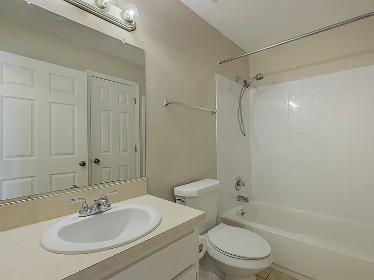 6367 NW 109th Pl — Photo 15