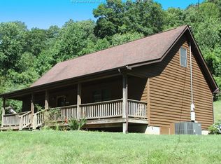 400 Teays Hollow Rd, Hurricane, WV 25526