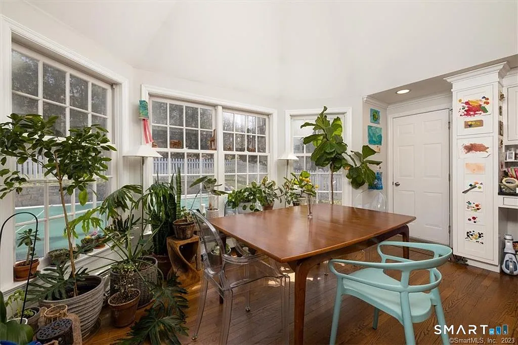 3 bed, 2.5 bath, 2144 sqft, $7,500 — Photo 4