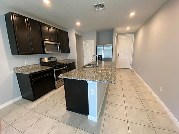 5th image of 29443 Caspian St