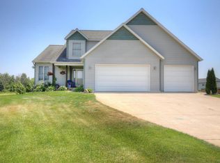 10774 Little Bass Ct, Allendale, MI 49401