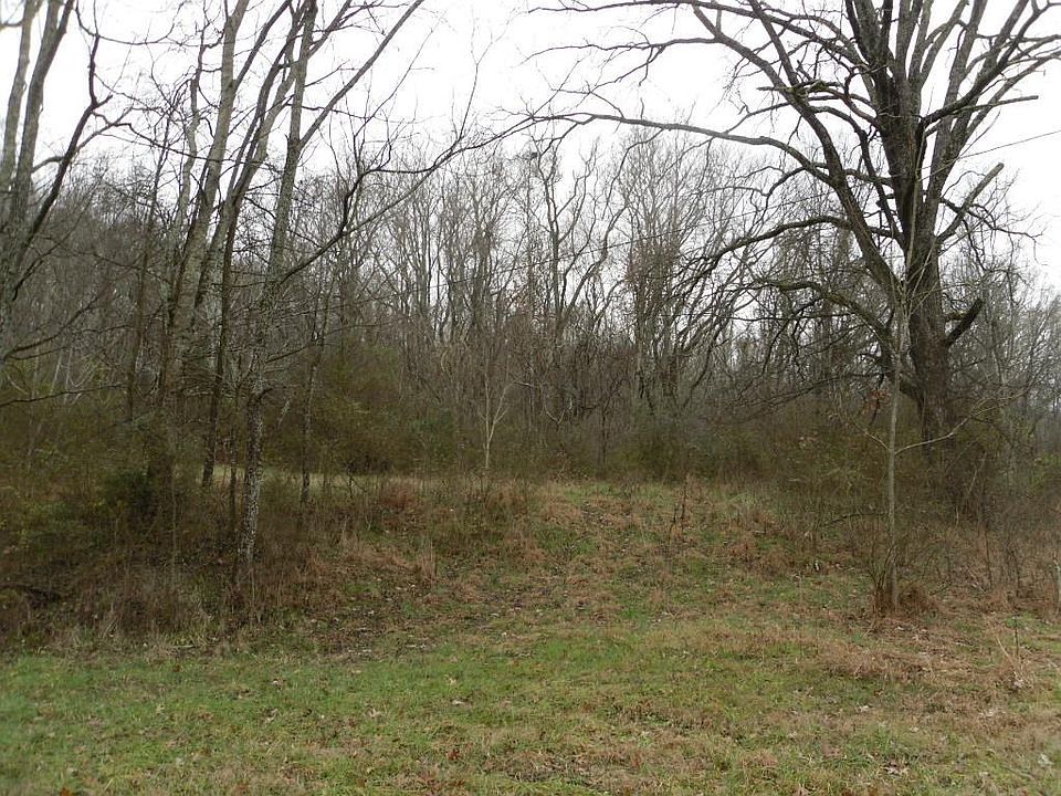 2nd image of 316 County Rd
