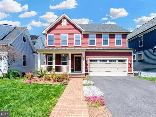 2436 Glouster Pointe Dr, Dumfries, VA 22026