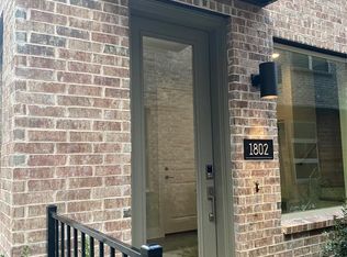 1802 Deacon Hl, Dallas, TX 75204