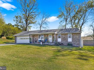 34 Deppen Dr, Womelsdorf, PA 19567