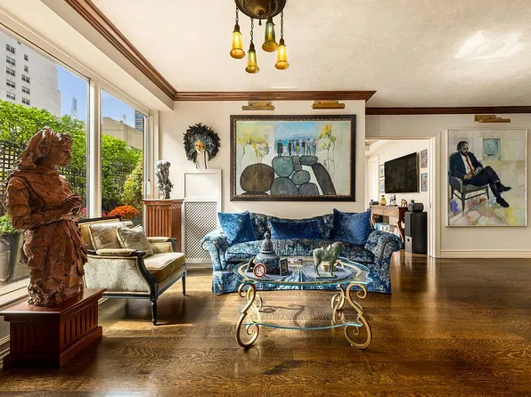 200 E 69th St #4LM, New York, NY 10021