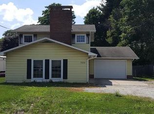 2464 Lake Ave, Plymouth, IN 46563