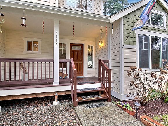 4th image of 3113 87th Avenue Ct E