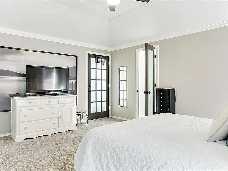 1513 Huron Trl — Photo 18