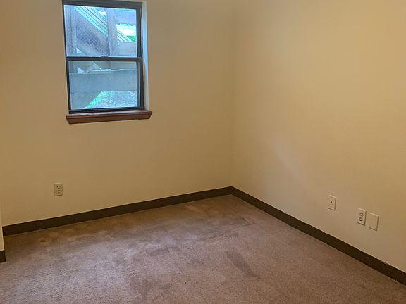 4th image of 209 Saline St