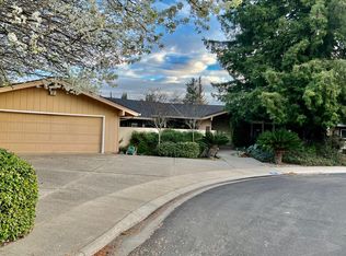 1913 Camelot Ct, Modesto, CA 95355