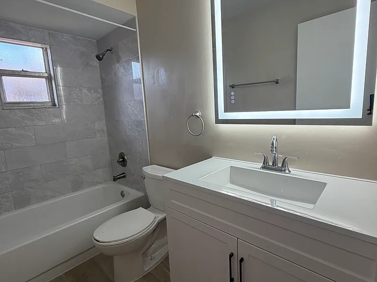 4327 SW 7th Pl #4327 — Photo 10