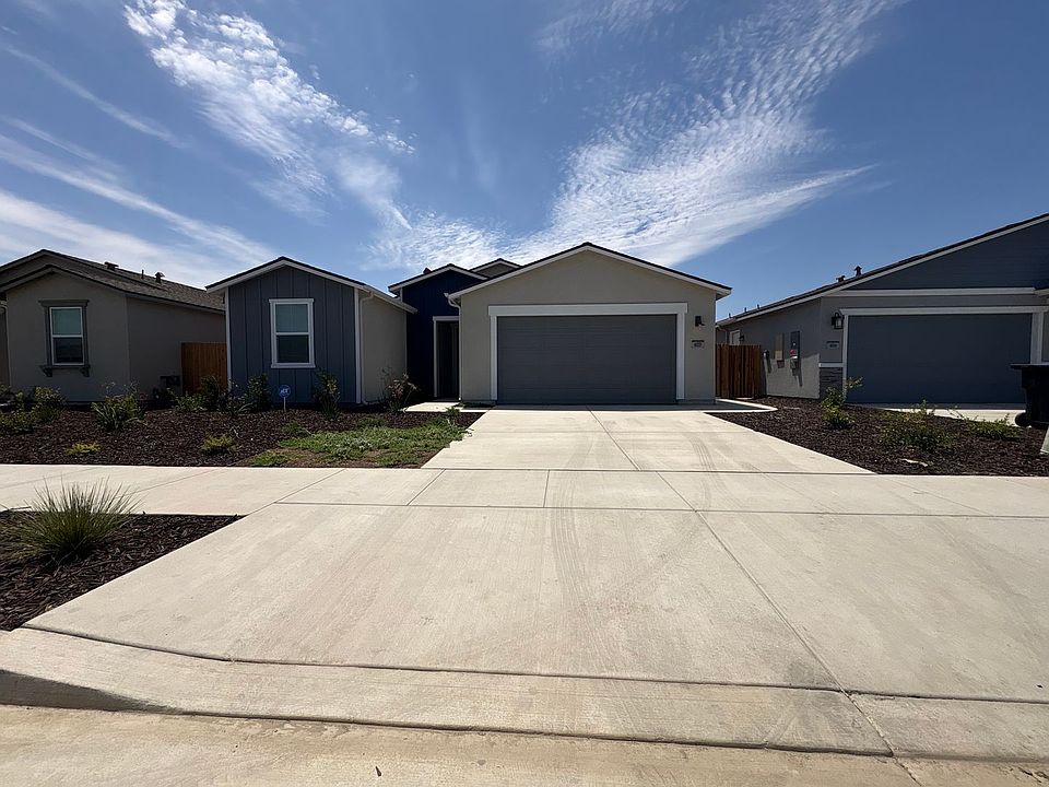 1st image of 4035 W Sunnyview Ave