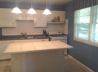 1016 Hanley St, McHenry, IL 60050