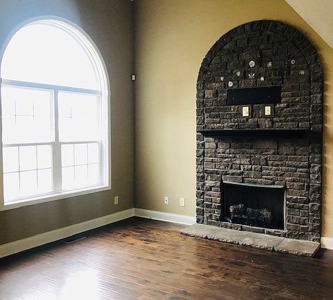 3rd image of 1217 Meachem Dr