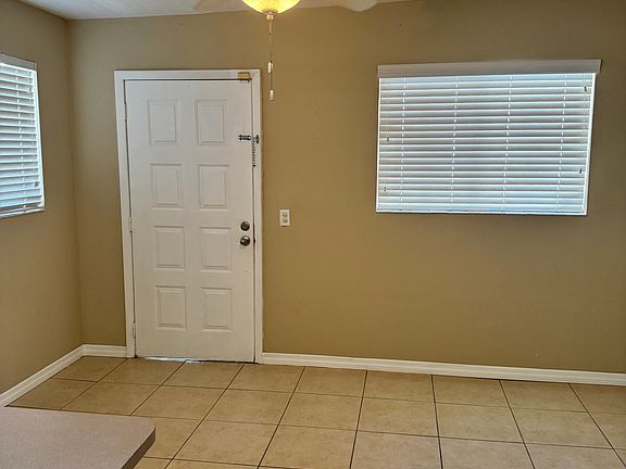 4th image of 2325 SW 22nd Ter #2
