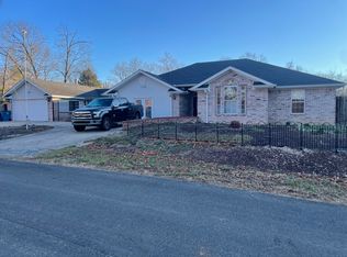 7 Stratton Ln, Bella Vista, AR 72714