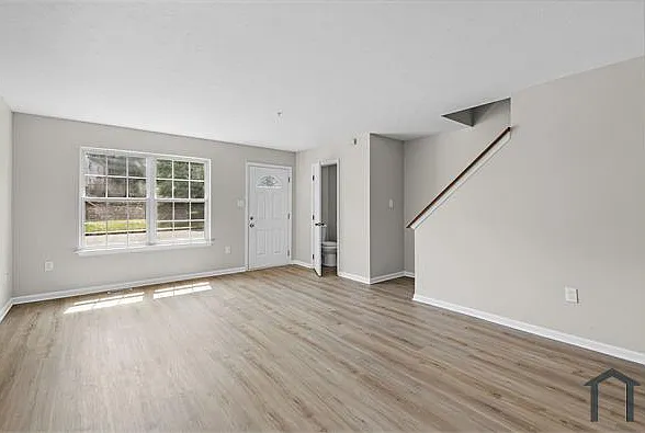 3 North Ct — Photo 2