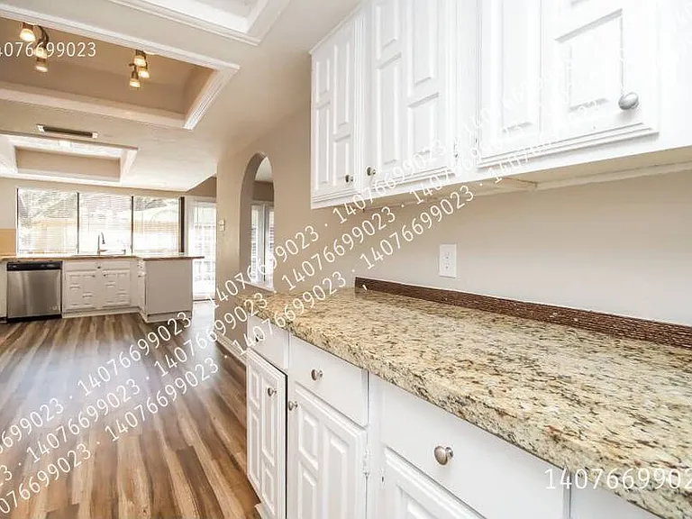 16830 Grampin Dr — Photo 5