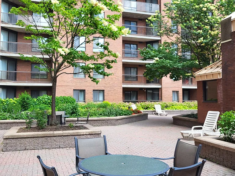 130 Besserer St #1810 — Photo 15