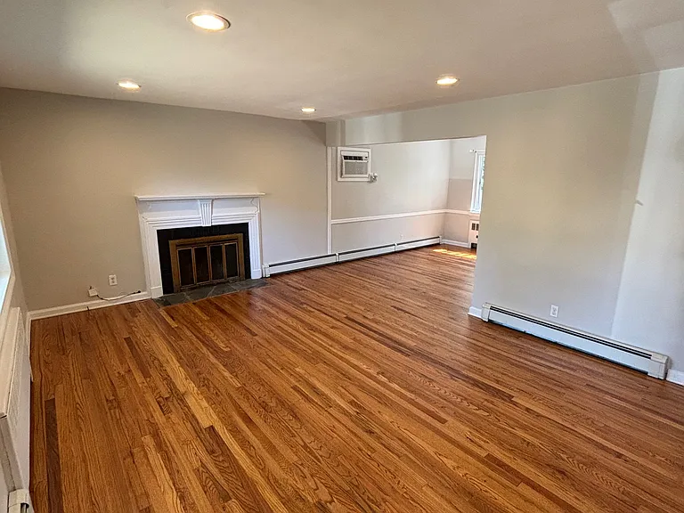 16 Spruce Pl — Photo 13